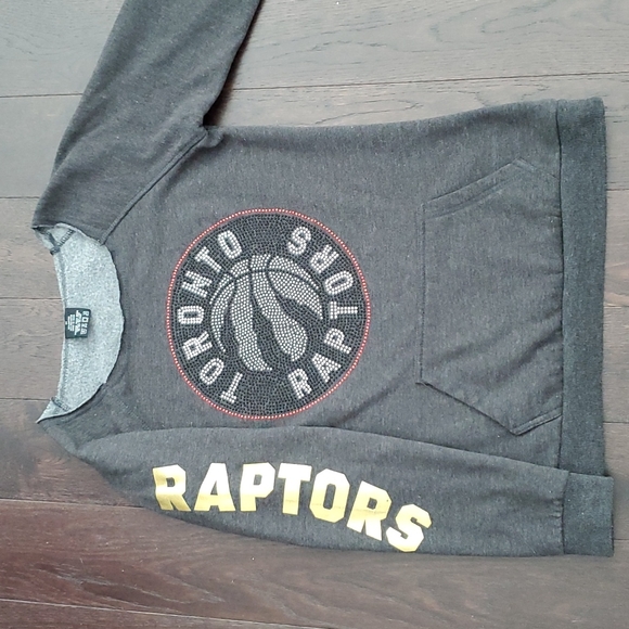 NWOT Toronto Raptors Rhinestone Sweatshirt Top - Picture 4 of 8